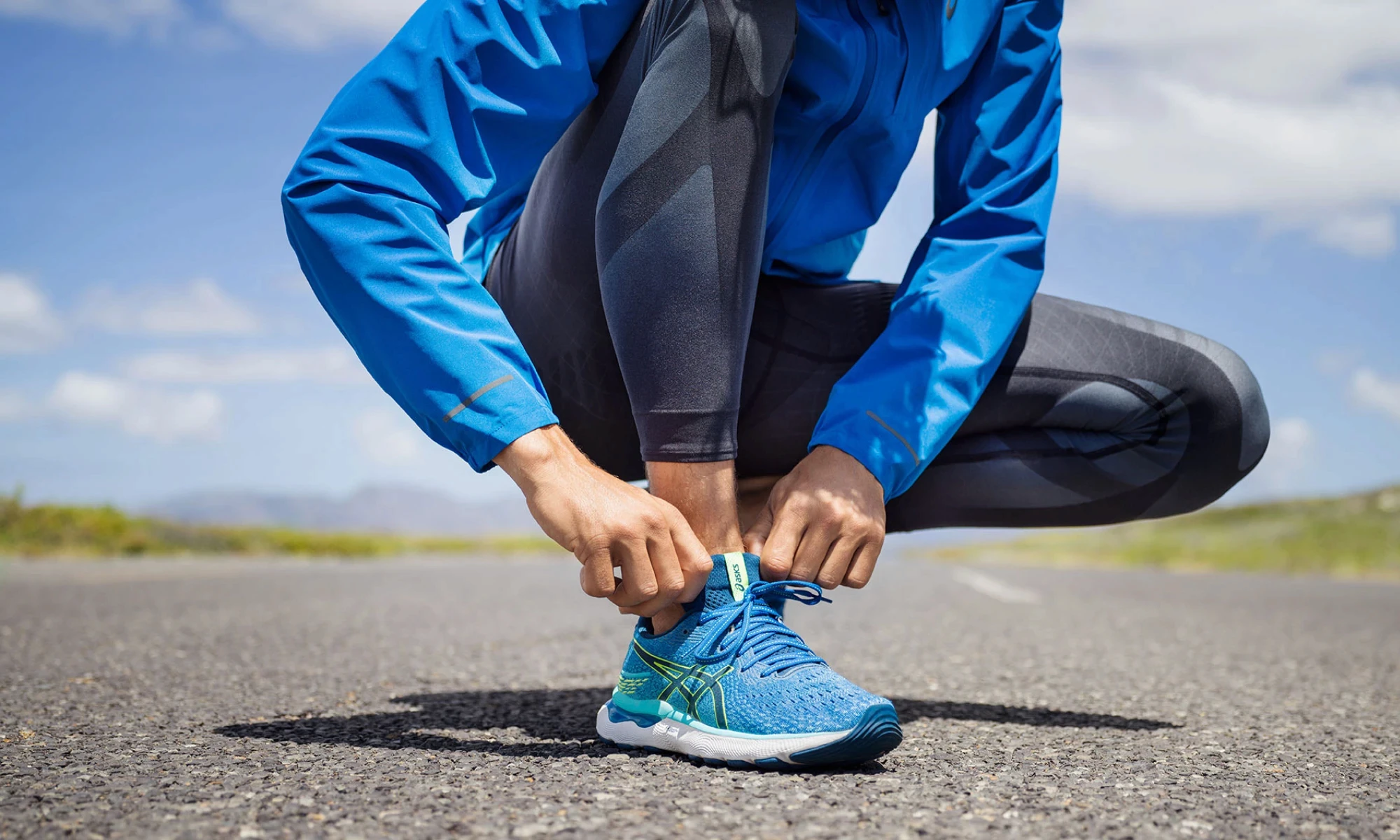 Asics Runner lacing shoes