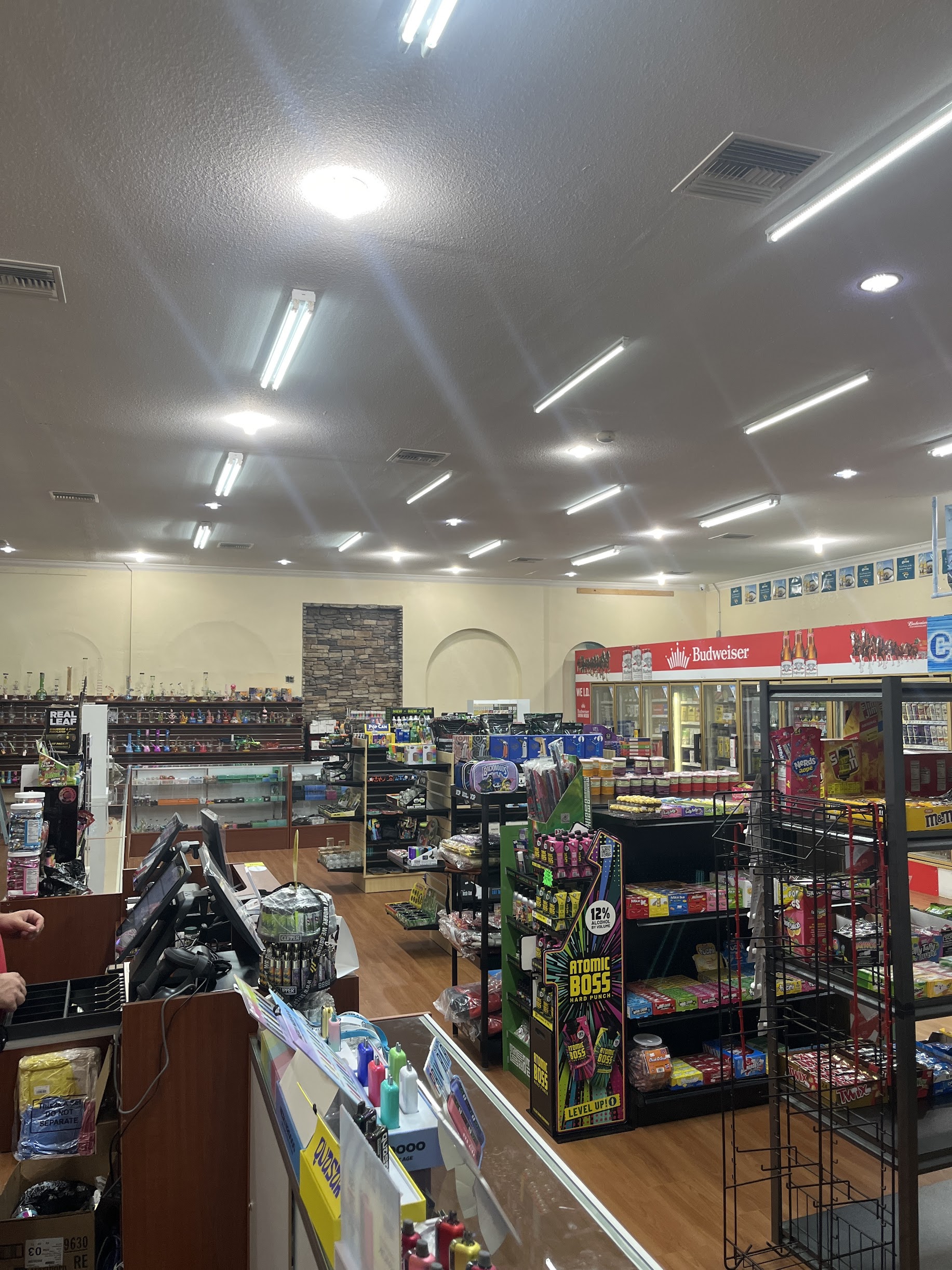 Deez Treez Smokeshop Review