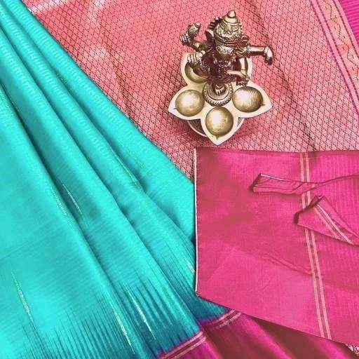 Teal Green Silk Saree With Jasmine Zari Motif