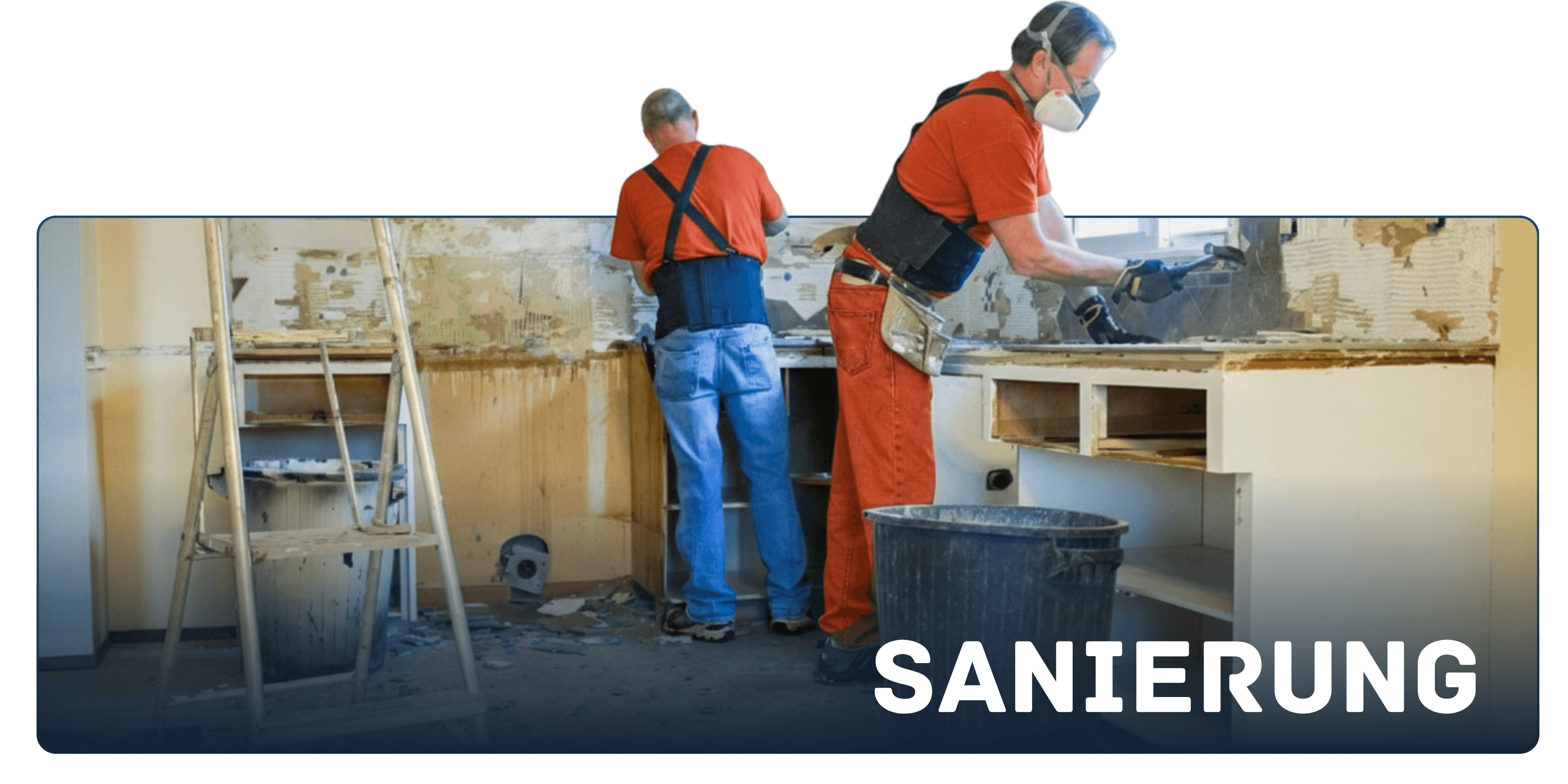 Zwei Monteure sanieren einen alten Raum, signalisiert die Kategorie "Sanierung". Horizontales Bild