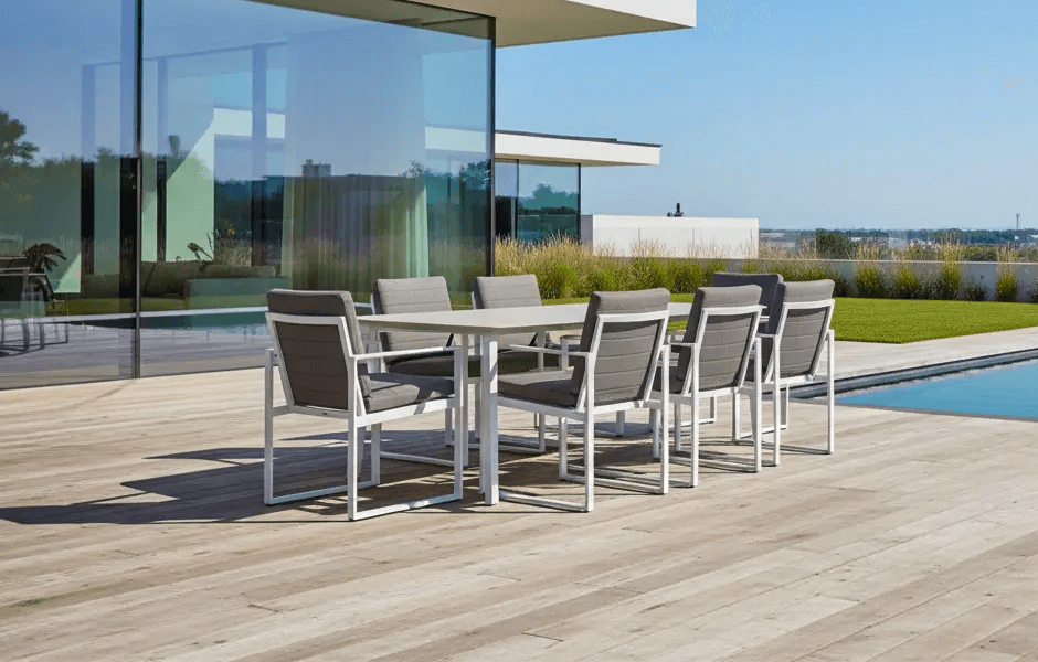 Stylish outdoor chair from Lifestyle Nuno, perfect for garden furniture.