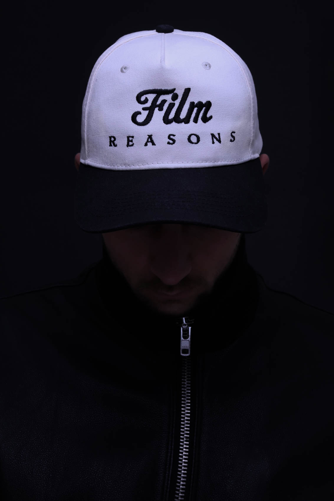 A black and White portrait of Tom Kluyver