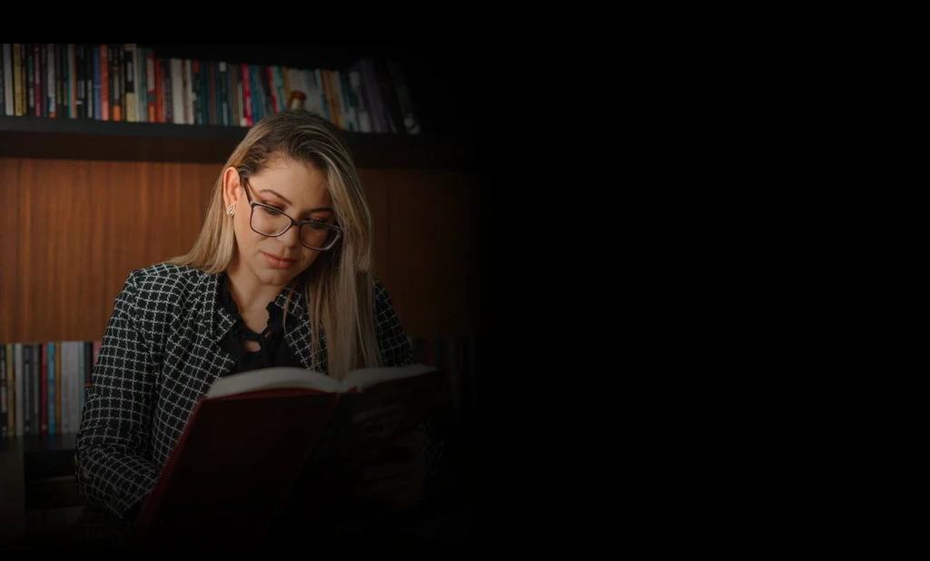 Sabe aquela sensação de abrir o e-mail e já saber que é mais uma cobrança?