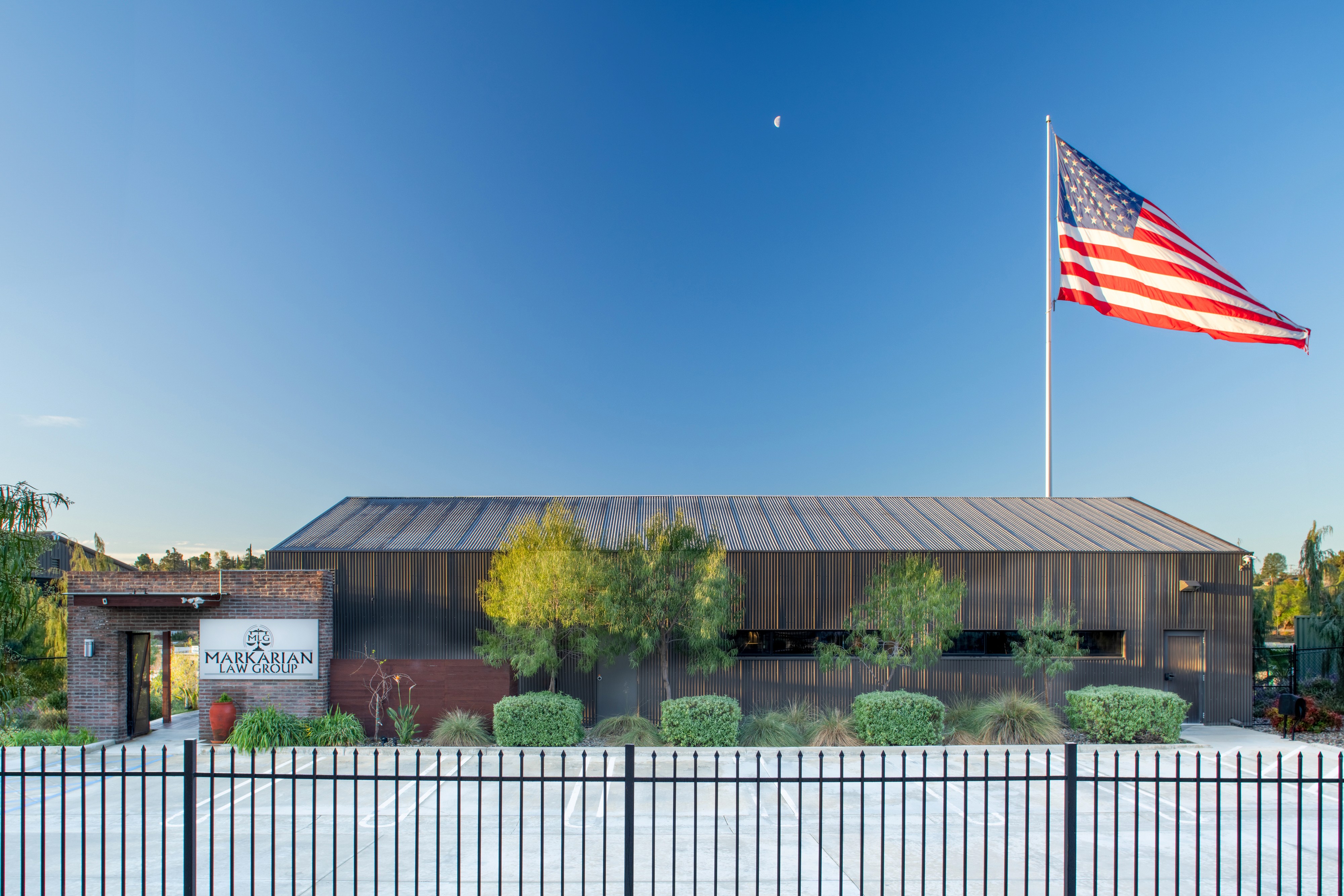 Showing picture of a Lawyer