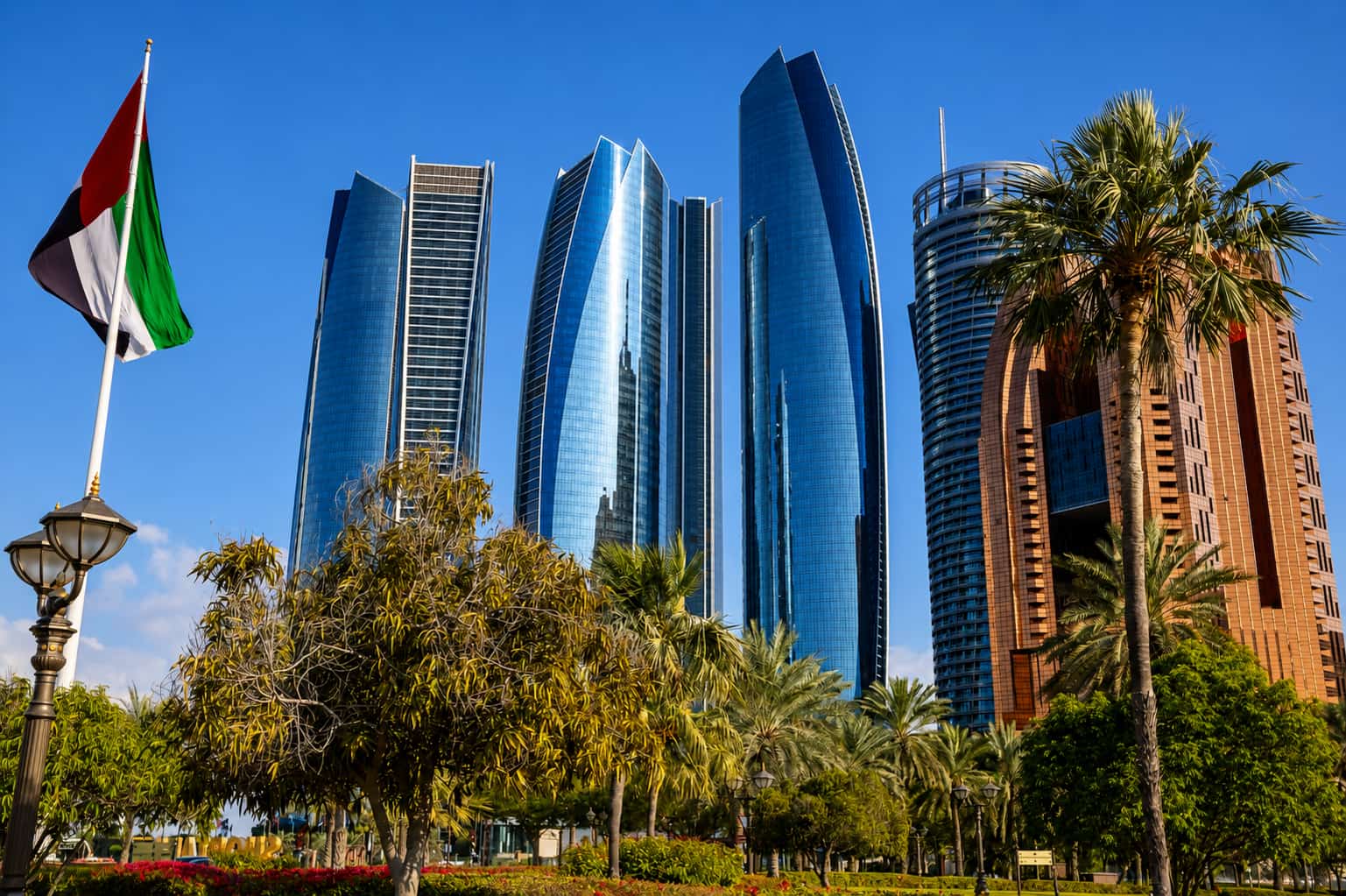 Al Bateen 2026: Complete Area Guide