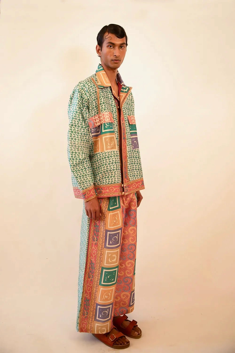 Aksa Bomber III and Wide Pant Set is our one-of-a-kind printed silk set, handcrafted by skilled artisans in-house using a one-of-a-kind vintage silk saree. 