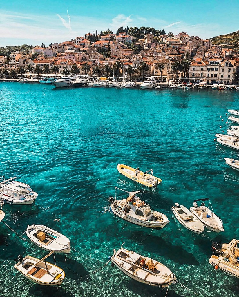 Photo d'un port en Croatie
