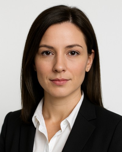 Headshot of Margaret Collins