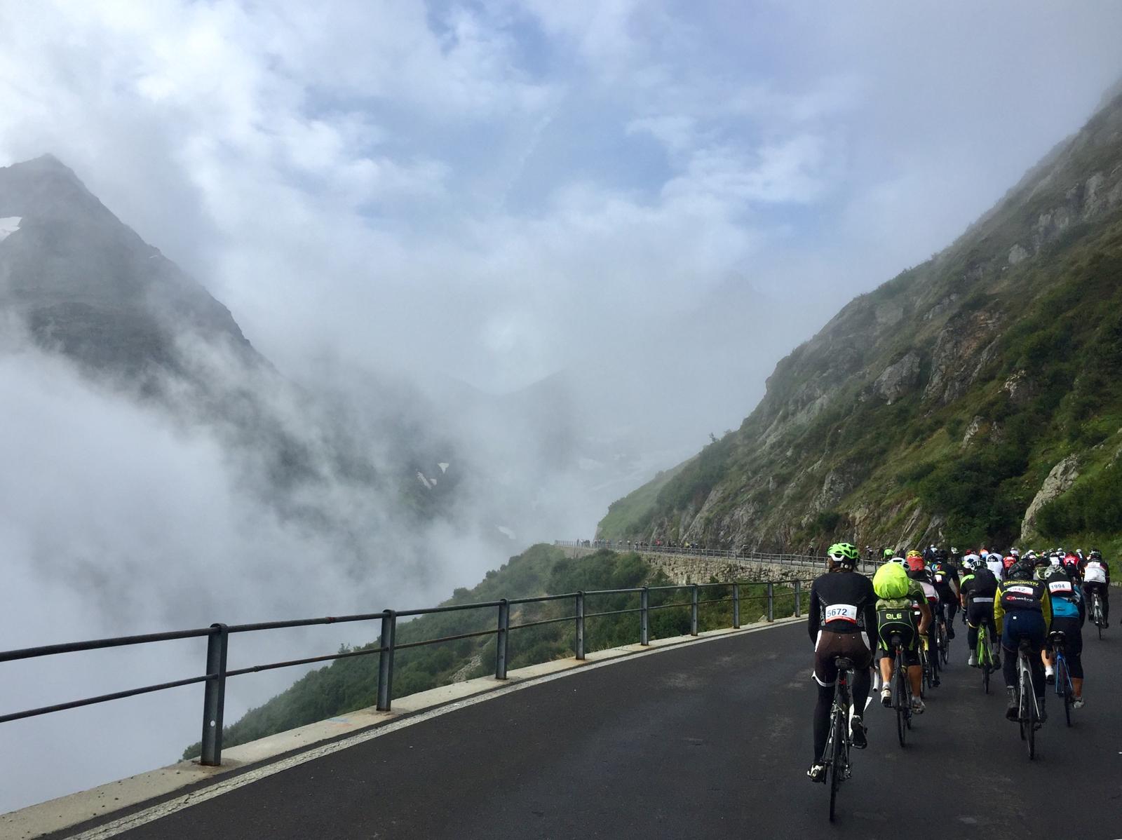 Alpenbrevet riders cycling the Sustenpass