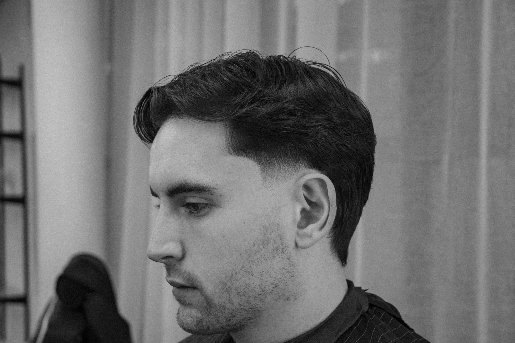 Scissor cut on client