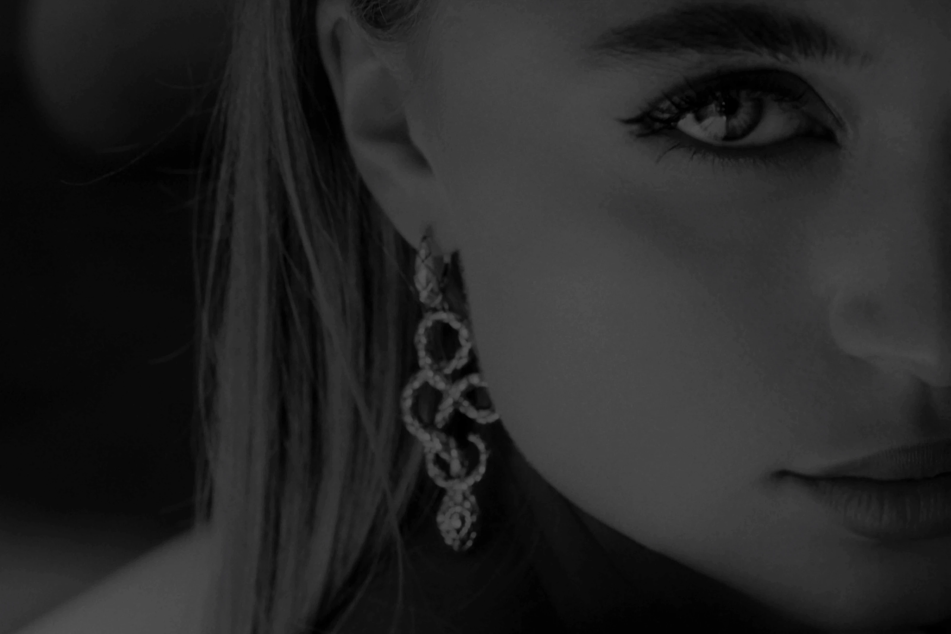 Black and white close up photoshoot with young woman