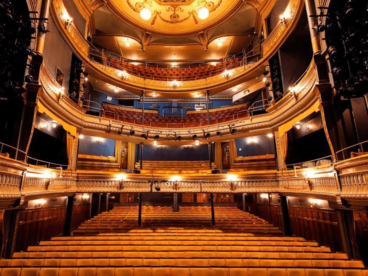 हैट्रोड पिंटर थिएटर लंदन सभागार