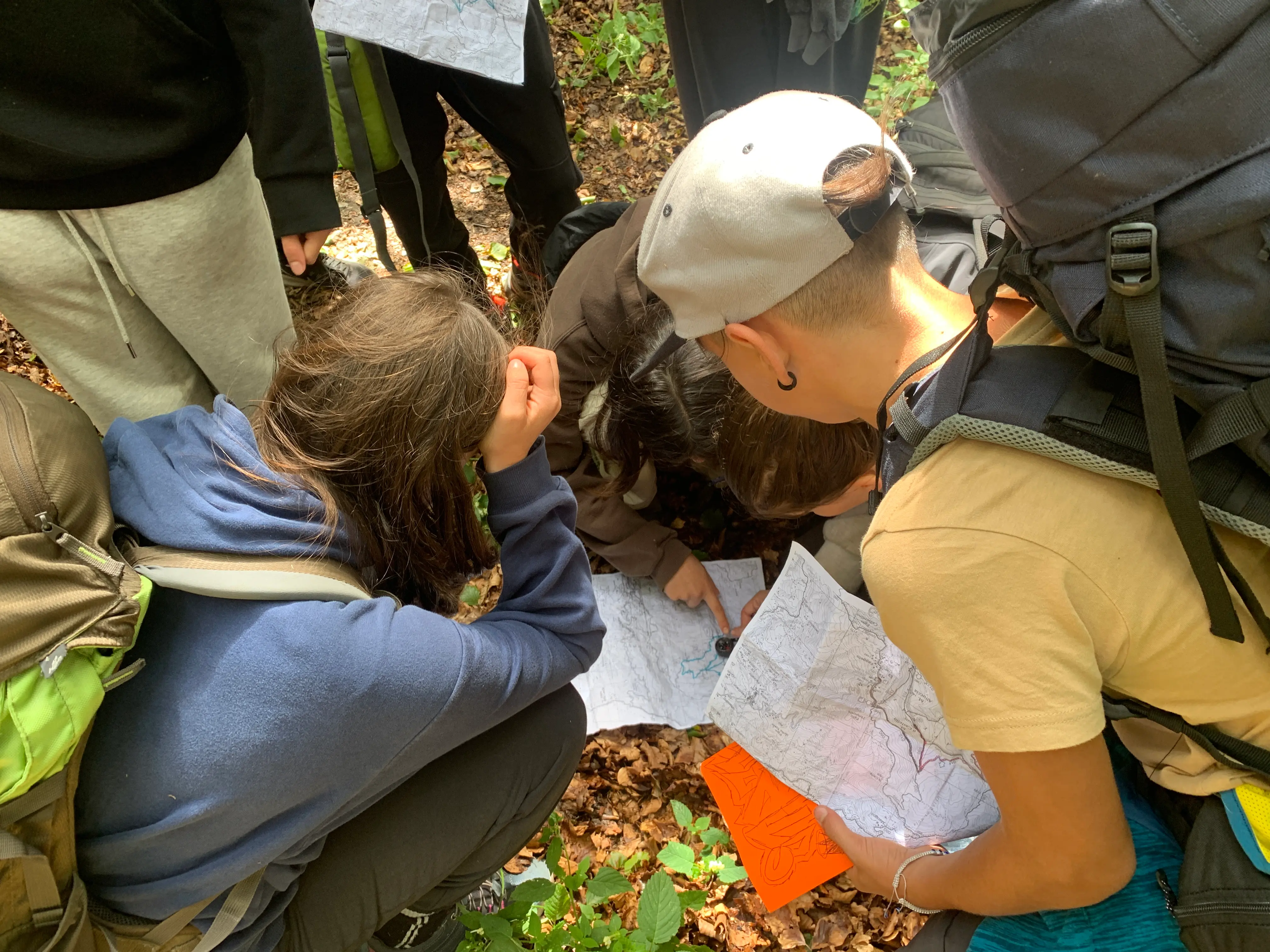 Andrea Modesti, istruttore di survival e bushcraft, esperto in campi avventura per ragazzi e corsi di sopravvivenza outdoor