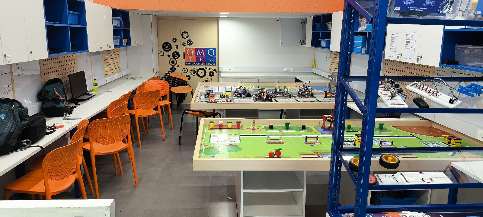 white umbrella on seashore