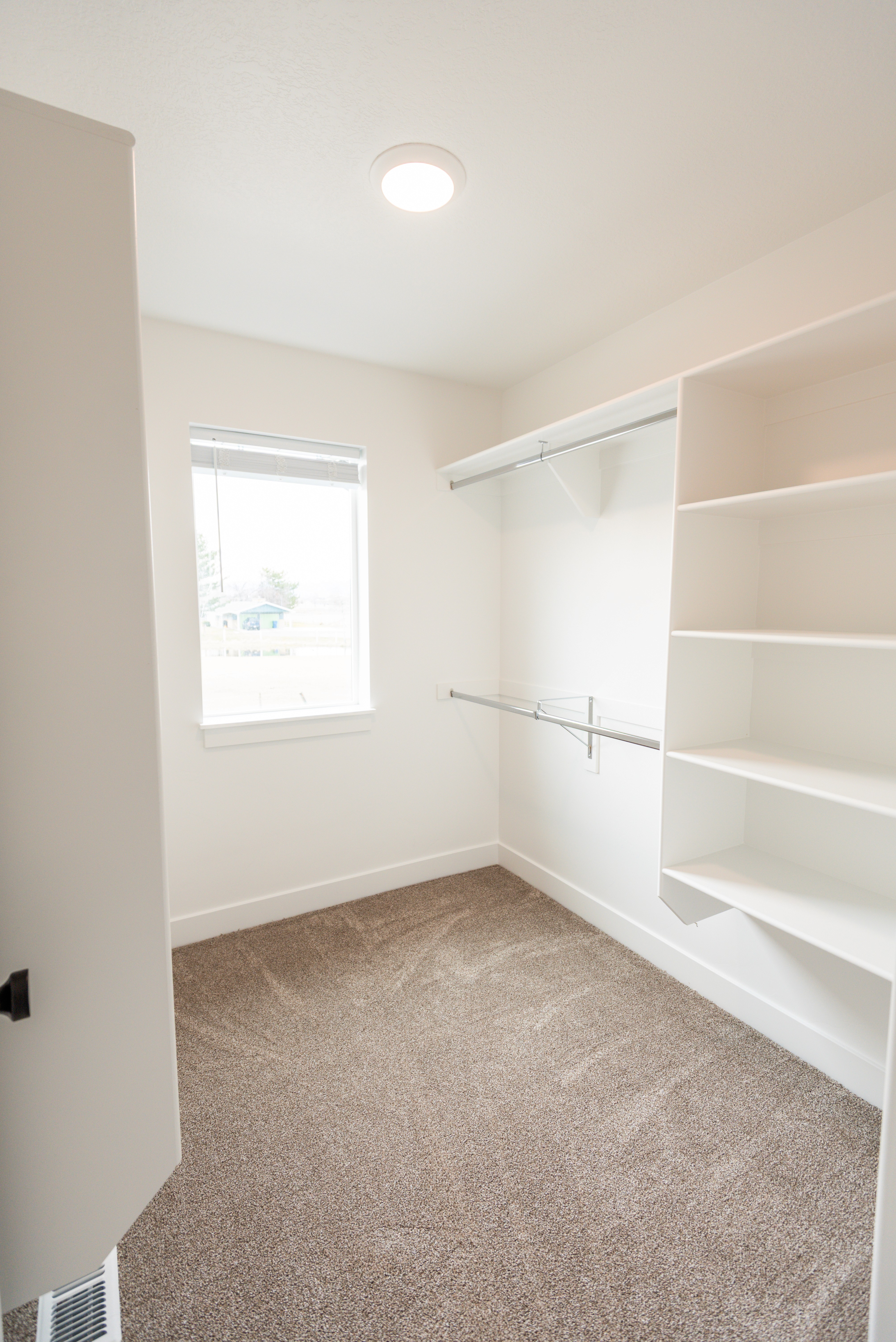 summit floorplan closet