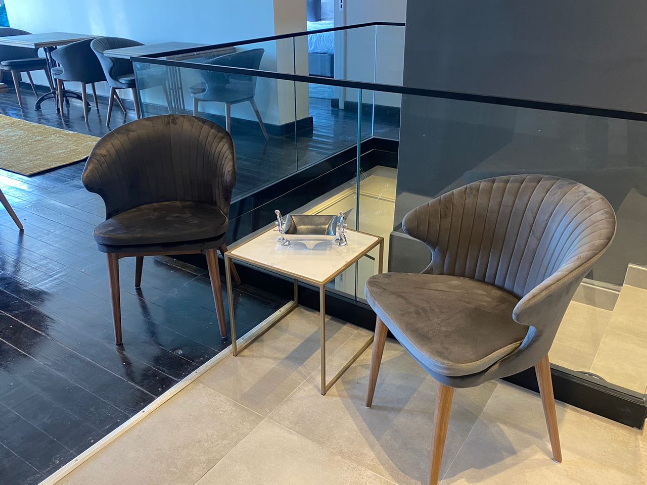 seating area wink hotel