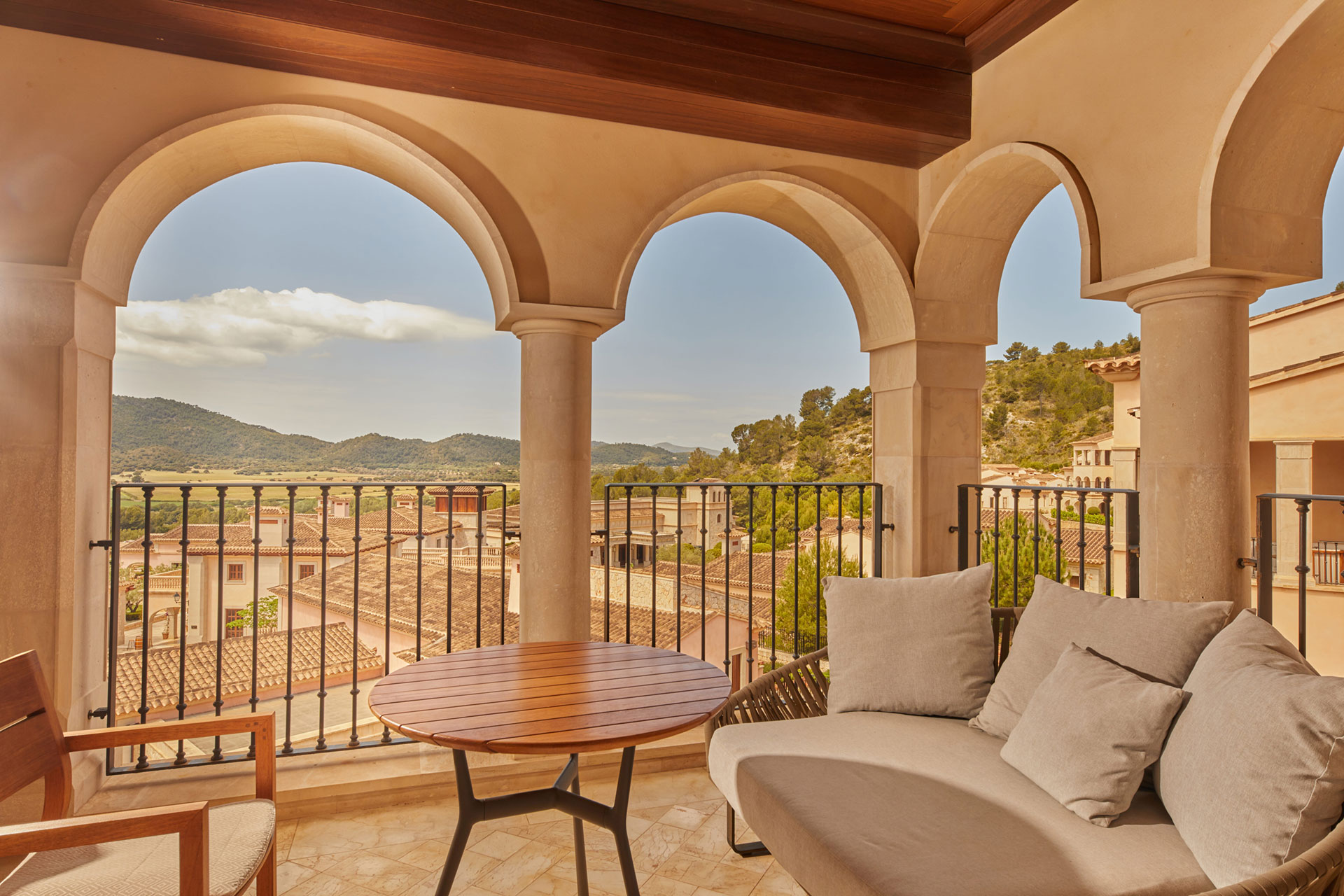 Luxury Suite with Mallorca Views