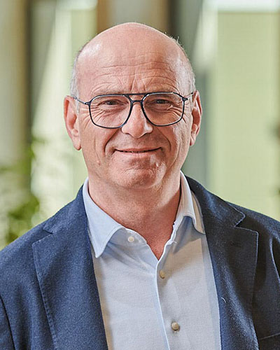 alexander-schroeder-management-ipro