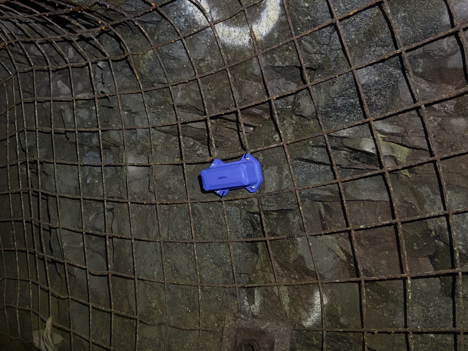 Velavu Dorado anchor installed in an underground mine