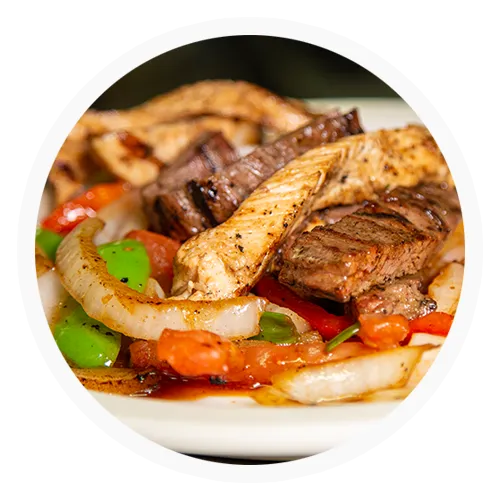 Beef and Chicken fajitas at Rafa’s Cafe