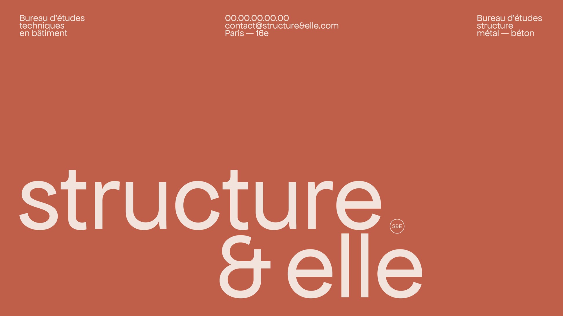 Logo Structure & elle sur fond terra cotta.