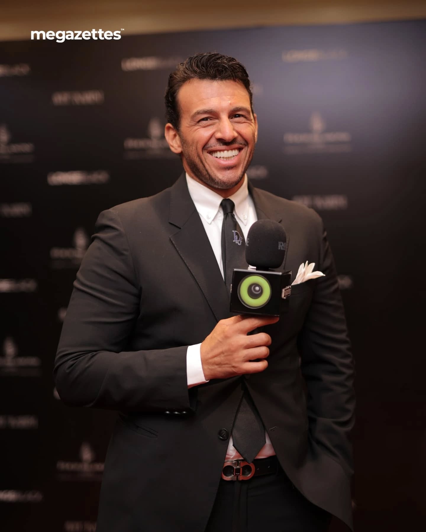 LongeBlack x Four Seasons 2