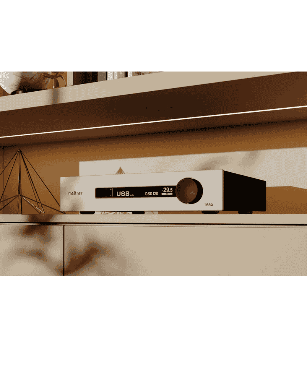 Meitner Emmlabs MA3 i - Silver - Main front  - lifestyle - LE STUDIO HIFI