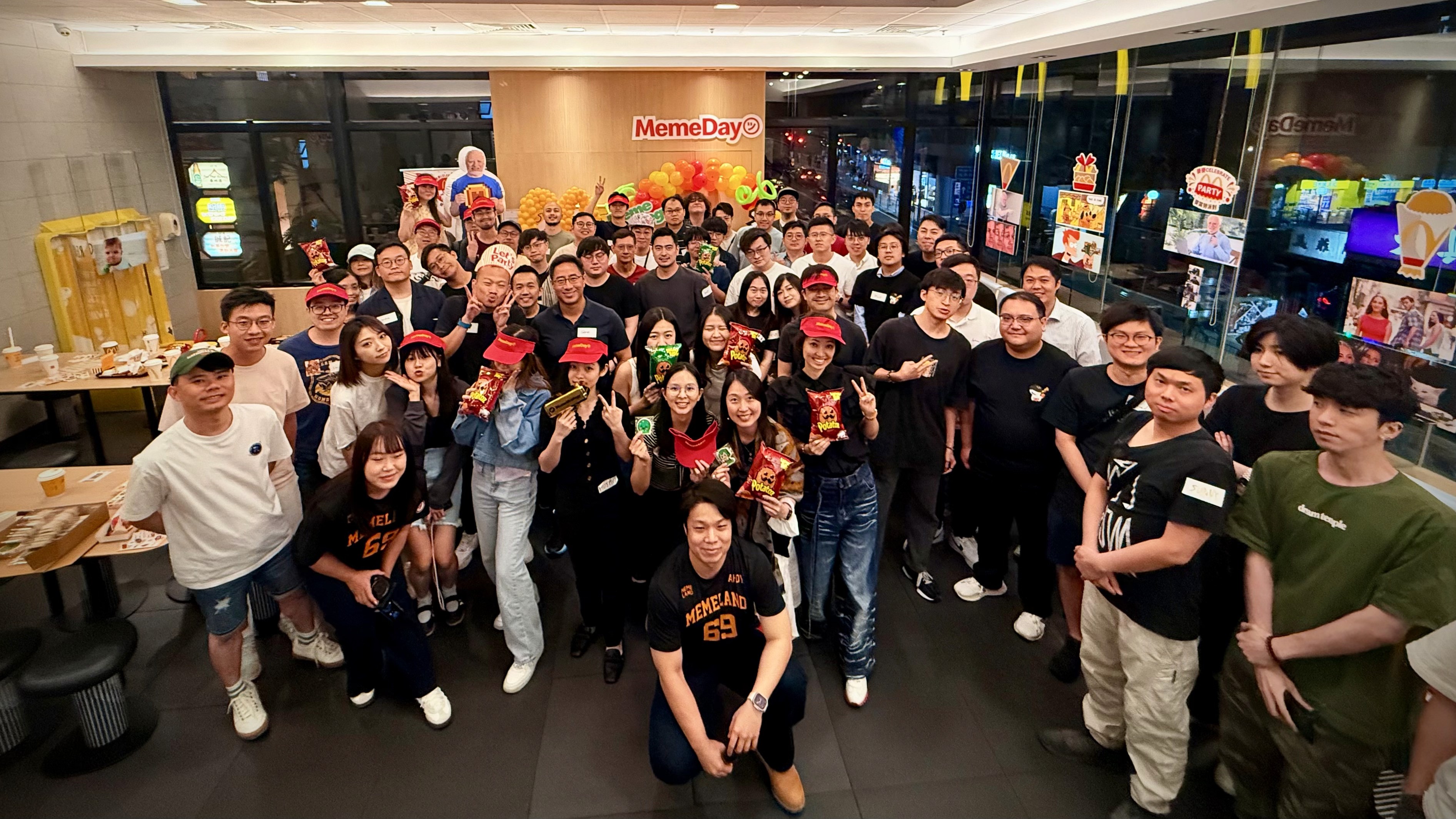 MemeStrategy攜手9GAG於香港麥當勞餐廳慶祝「MemeDay」,齊聚迷因愛好者與Web3社群,宣揚歡笑與創意!