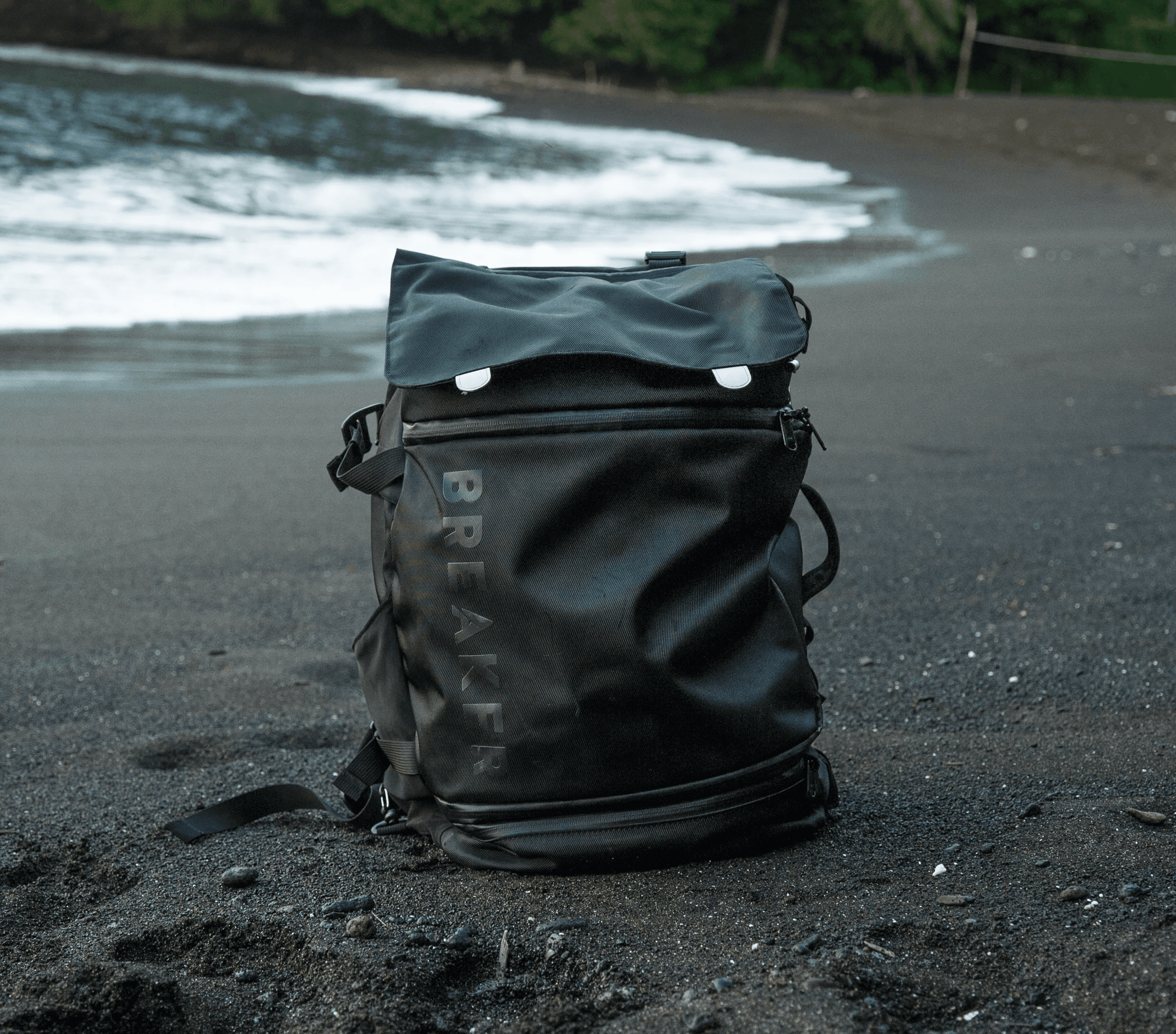 Breaker Bags uncropped image 12