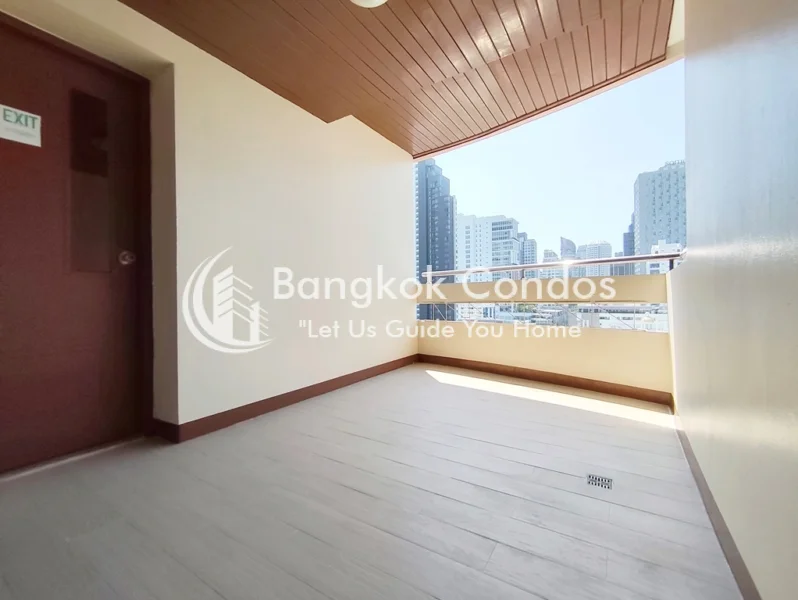 NT Tower 2 Bedroom Pet-Friendly Condo Thong Lor 5