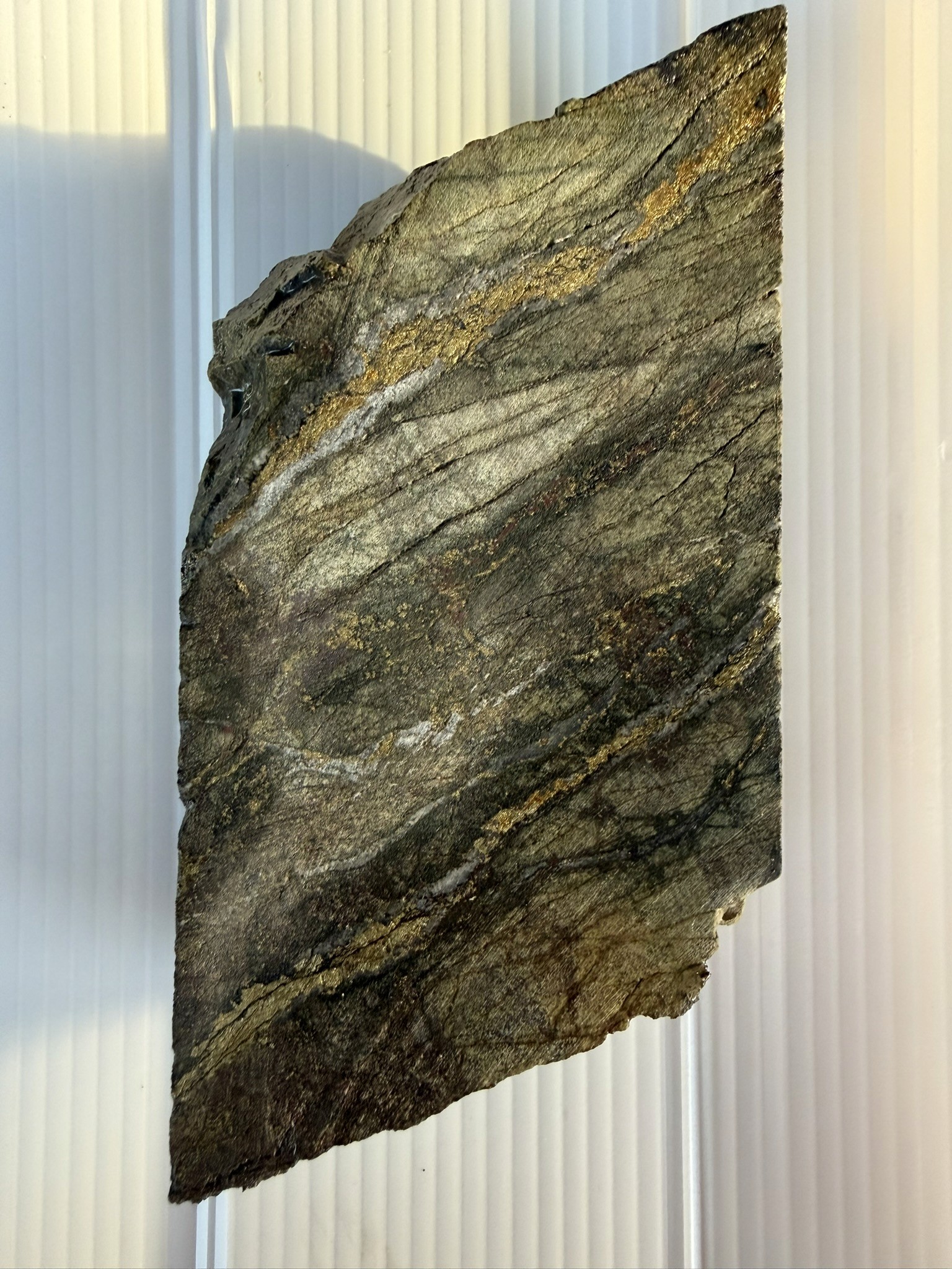 Cerro Grande Skarn, chalcopyrite mineralisation in veinlets (AG_GC_002; 234m)