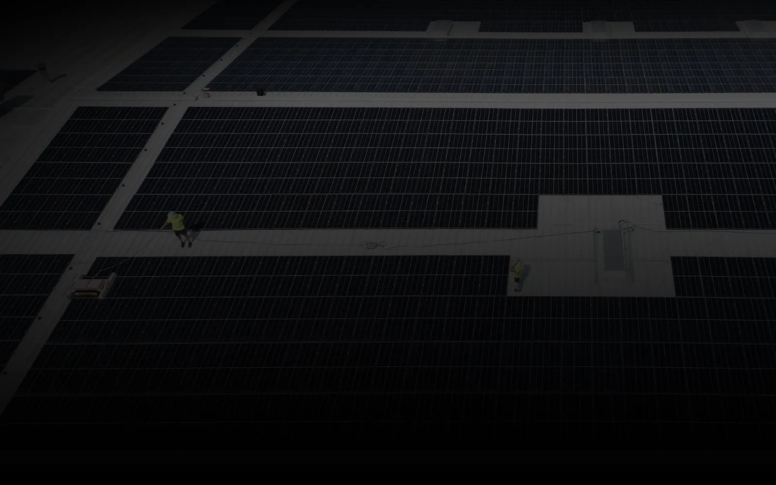 imagine din drona curatare panouri cu robot rtm pro