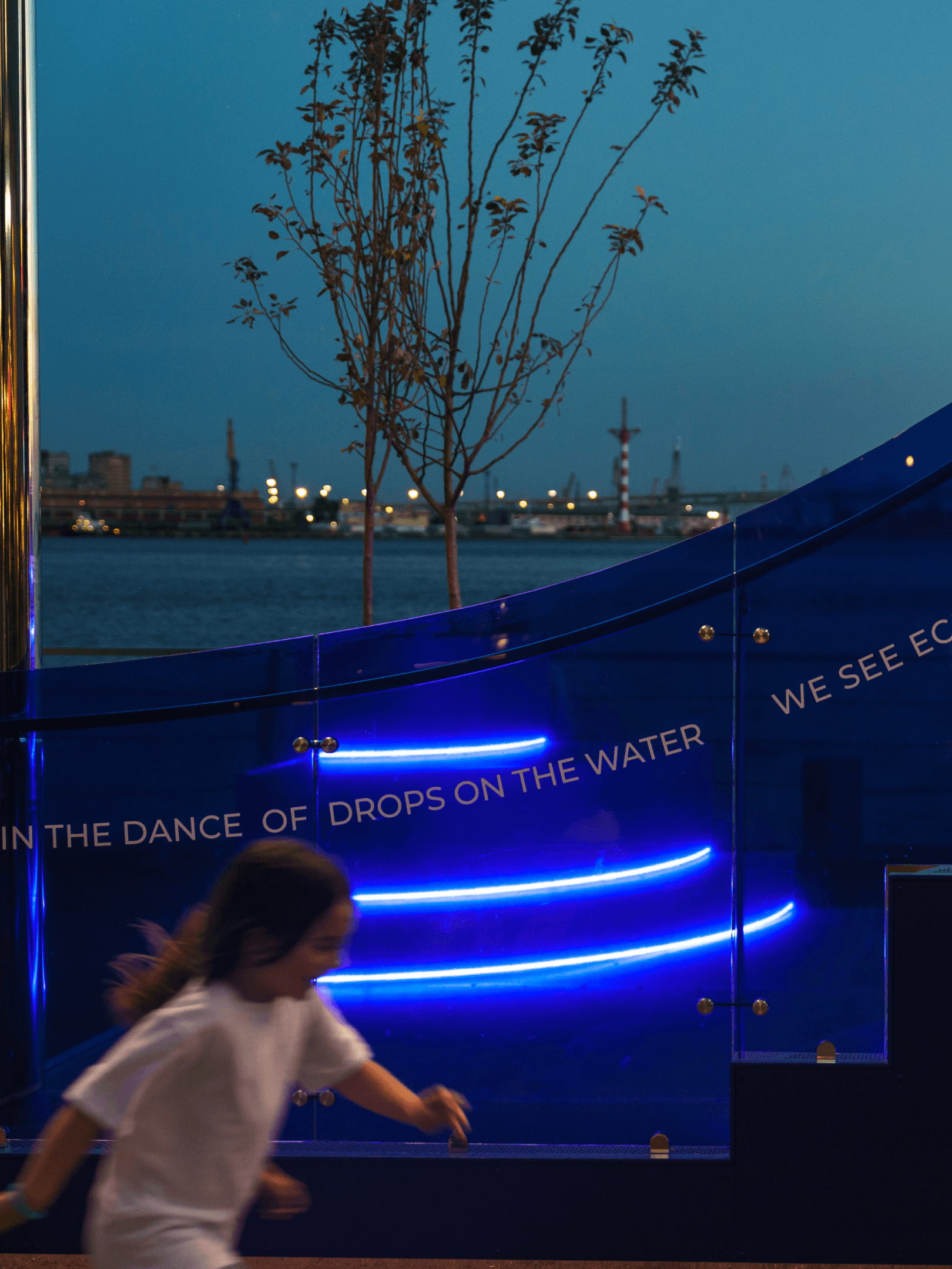 Thsnd Legenda Background