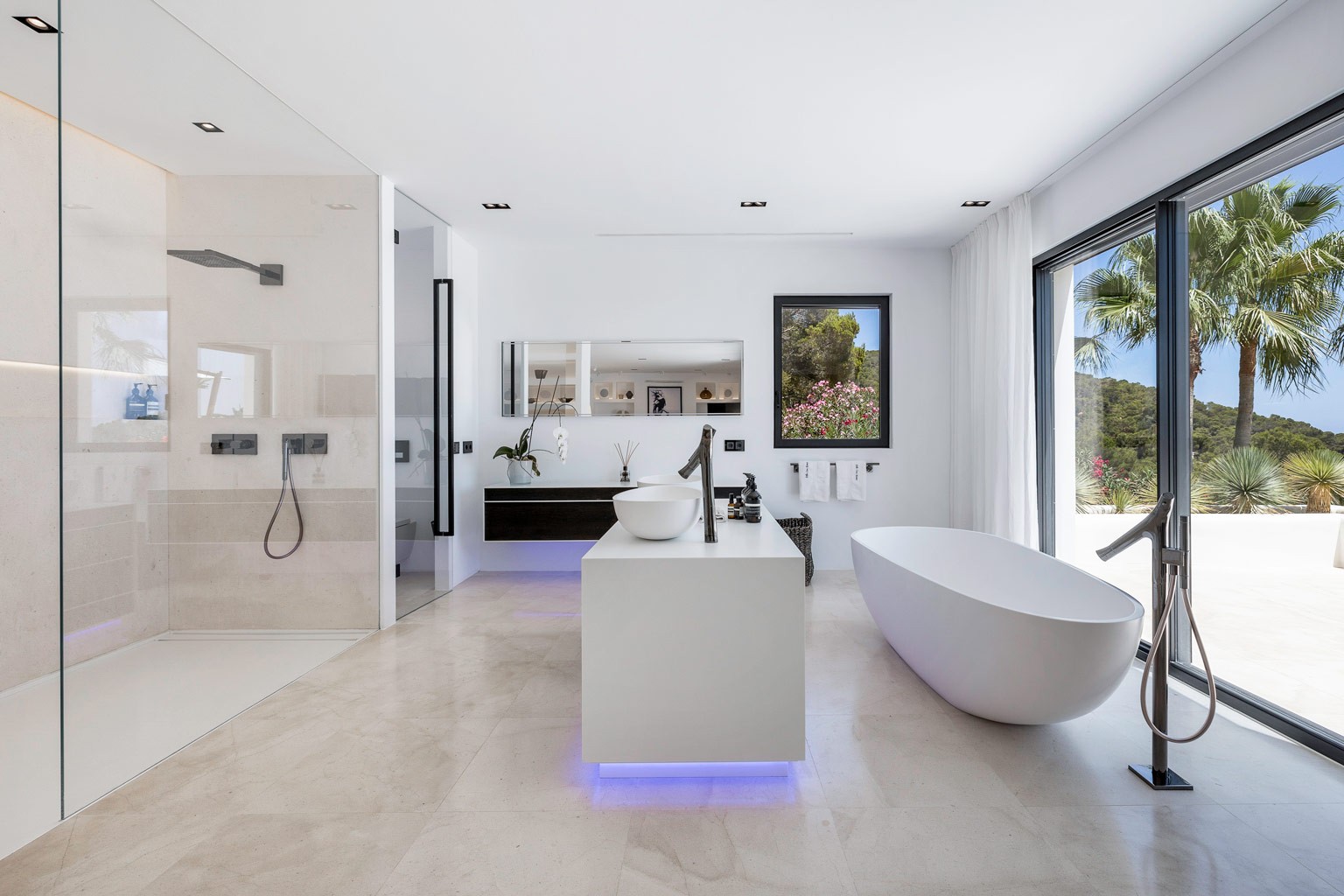 Exclusive Luxury Villa Ibiza – Master Suite Bathroom – private privacy VIP estate property for wedding events and holiday retreats.