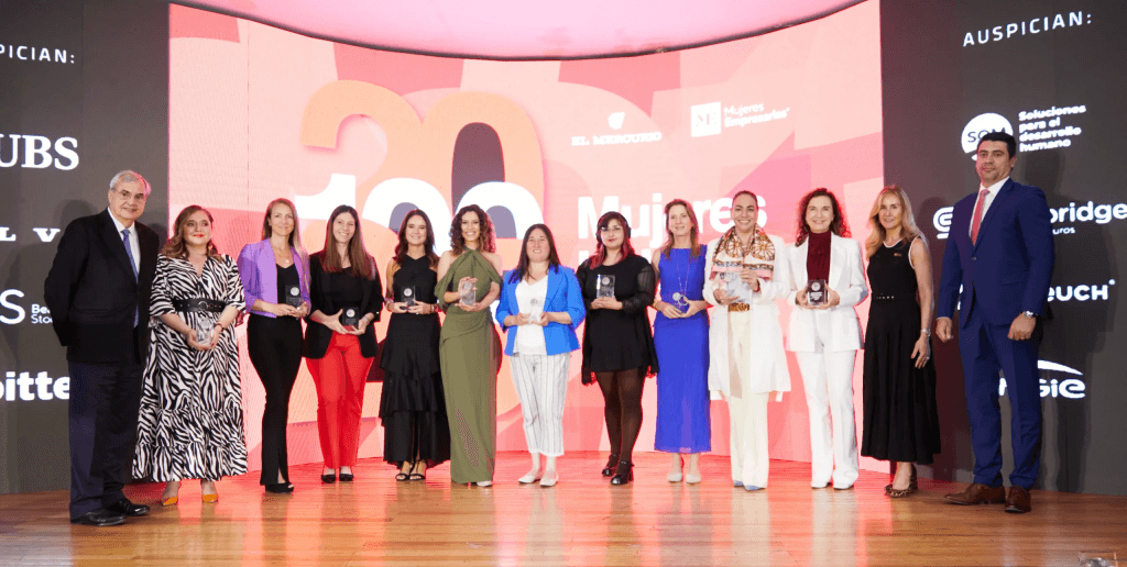 Lifebox destaca en la premiación “100 Mujeres Líderes 2025” por su impacto en el desarrollo de talento