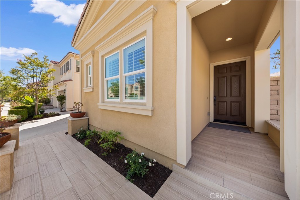 17 Swift in Lake Forest, California — listing photo 3