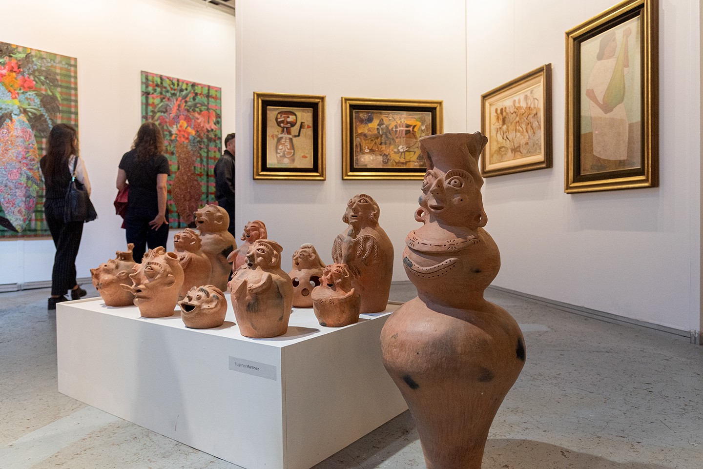 Diego Obligado Galería de Arte - Diego Vergara. Dibujos. Lo numinoso, Examen de conciencia y Los próximos. Pertenecientes al tríptico Estado de situación Grafito sobre papel - 70 x 50 cm. CU - 2024 