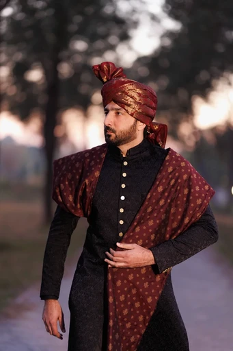 Professional wedding photographer in Lahore covering a grand wedding event