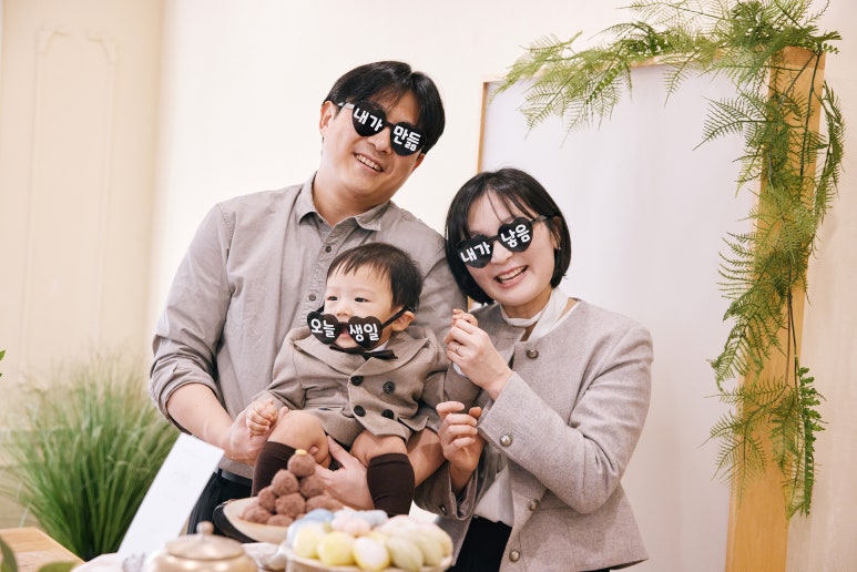 수원 소규모 돌잔치 돌스냅 후기 | 유로브 자연광 아래 피어난 오는계절스냅의 기록