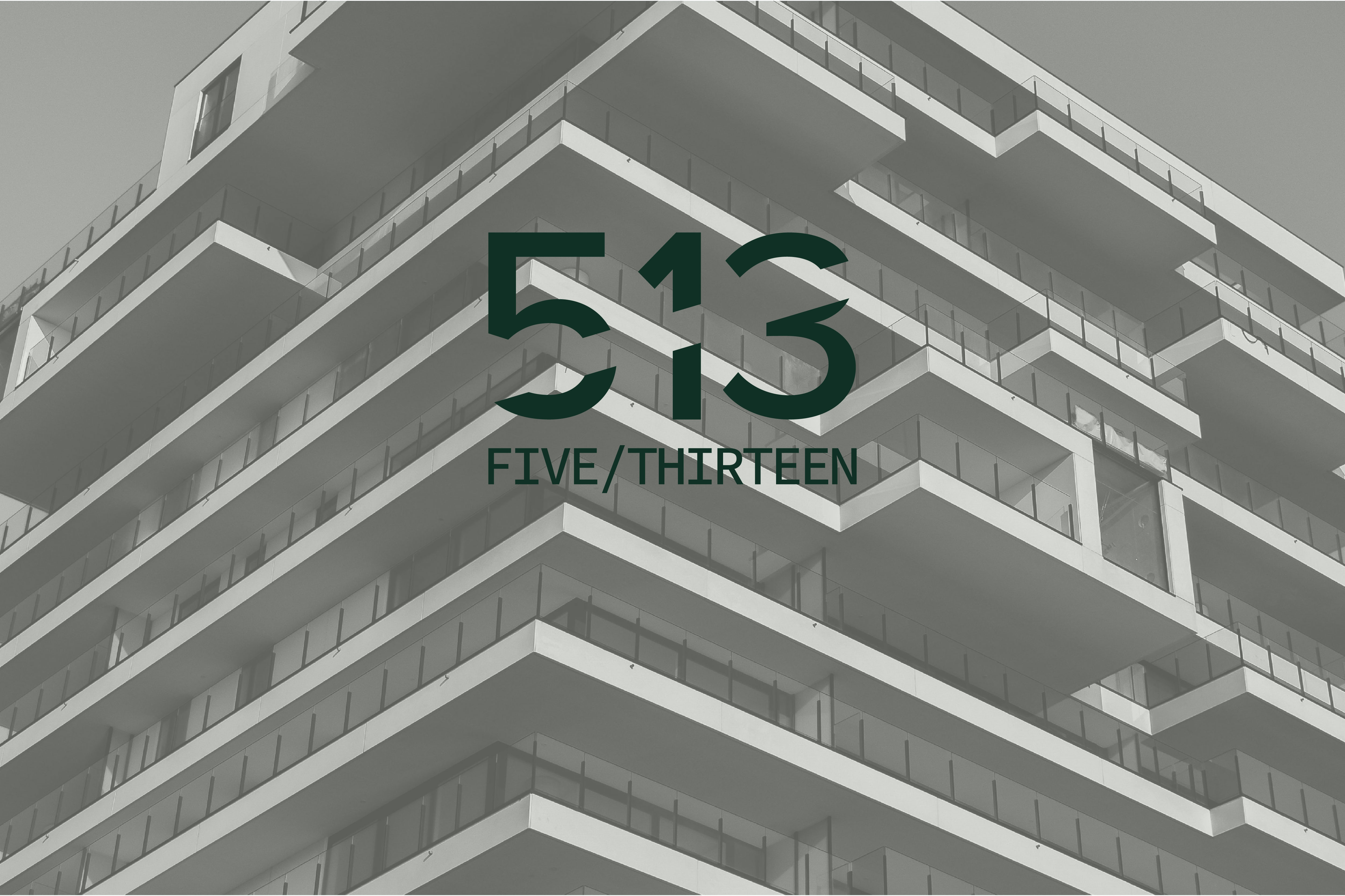 Batch.Works logo over a photo of a box of 3D printed objects