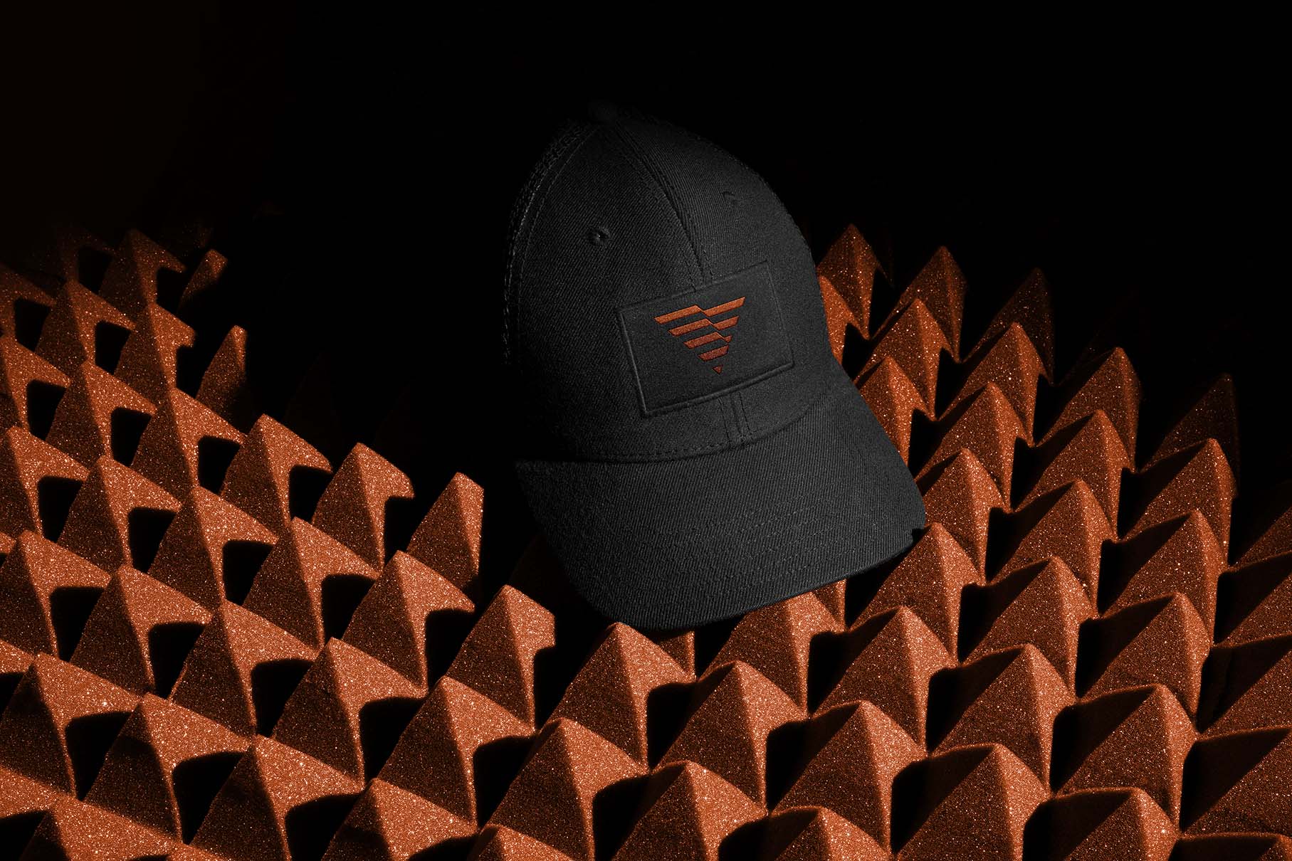 Zdjęcie czapki z daszkiem z sygnetem Vagon Studio