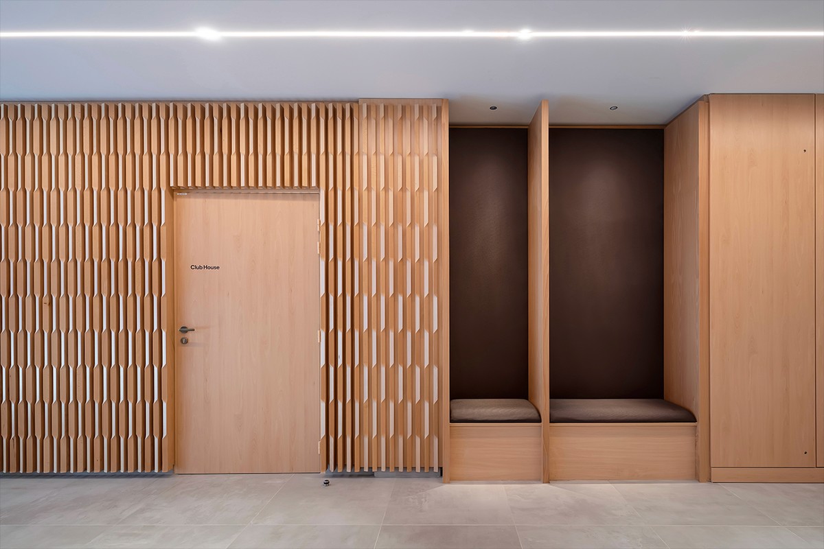 entrée design bois decathlon upline  — photographie architecture intérieure Lille Nord | Anteale Yann Manac’h 2025