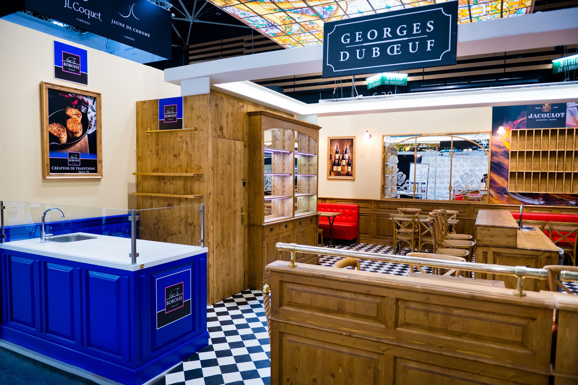 Stand indoor Georges Duboeuf by Expace