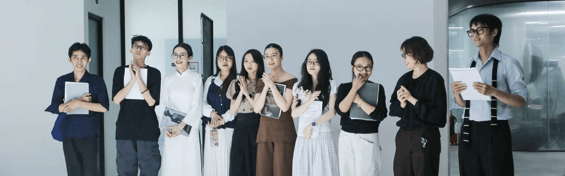 Sinh viên ngành Thiết kế Thời trang bảo vệ Đồ án Tốt nghiệp Đợt 2 năm 2025