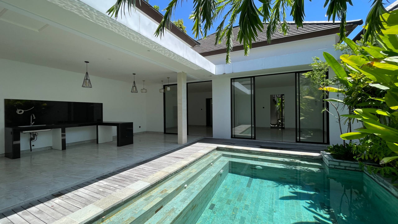 3-bedroom tropical villa in Seminyak