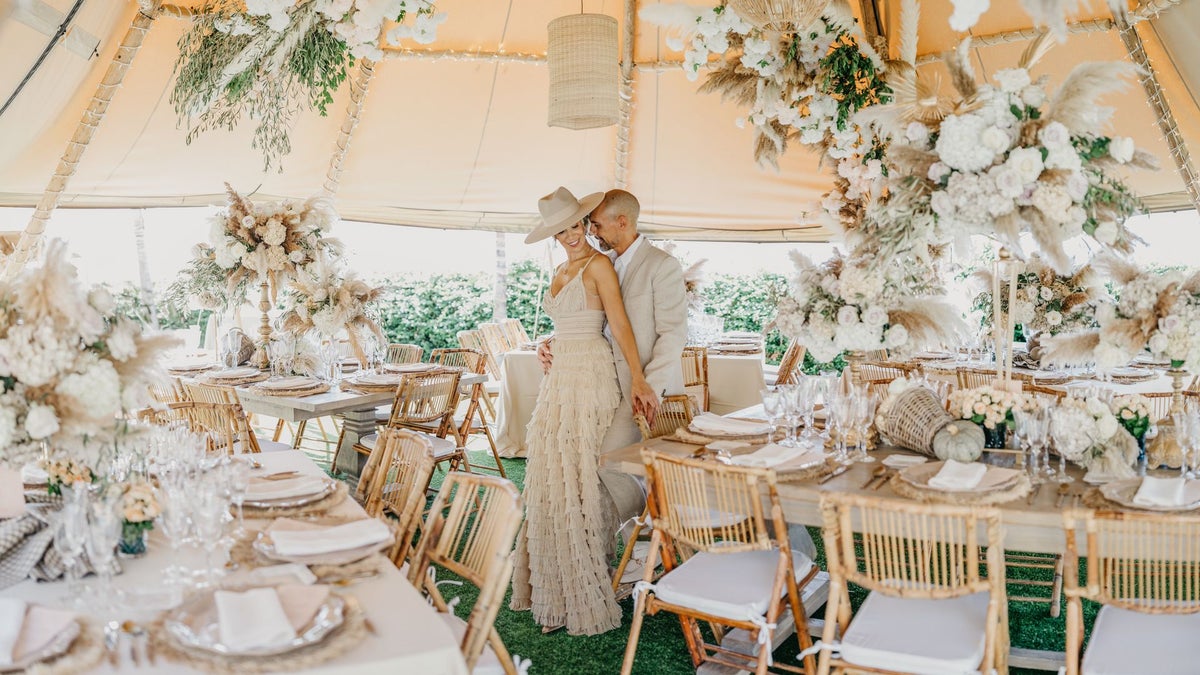 Bodas de plata de Kuka&Chic · ¡HOLA! NOVIAS · iluminación Ledilux