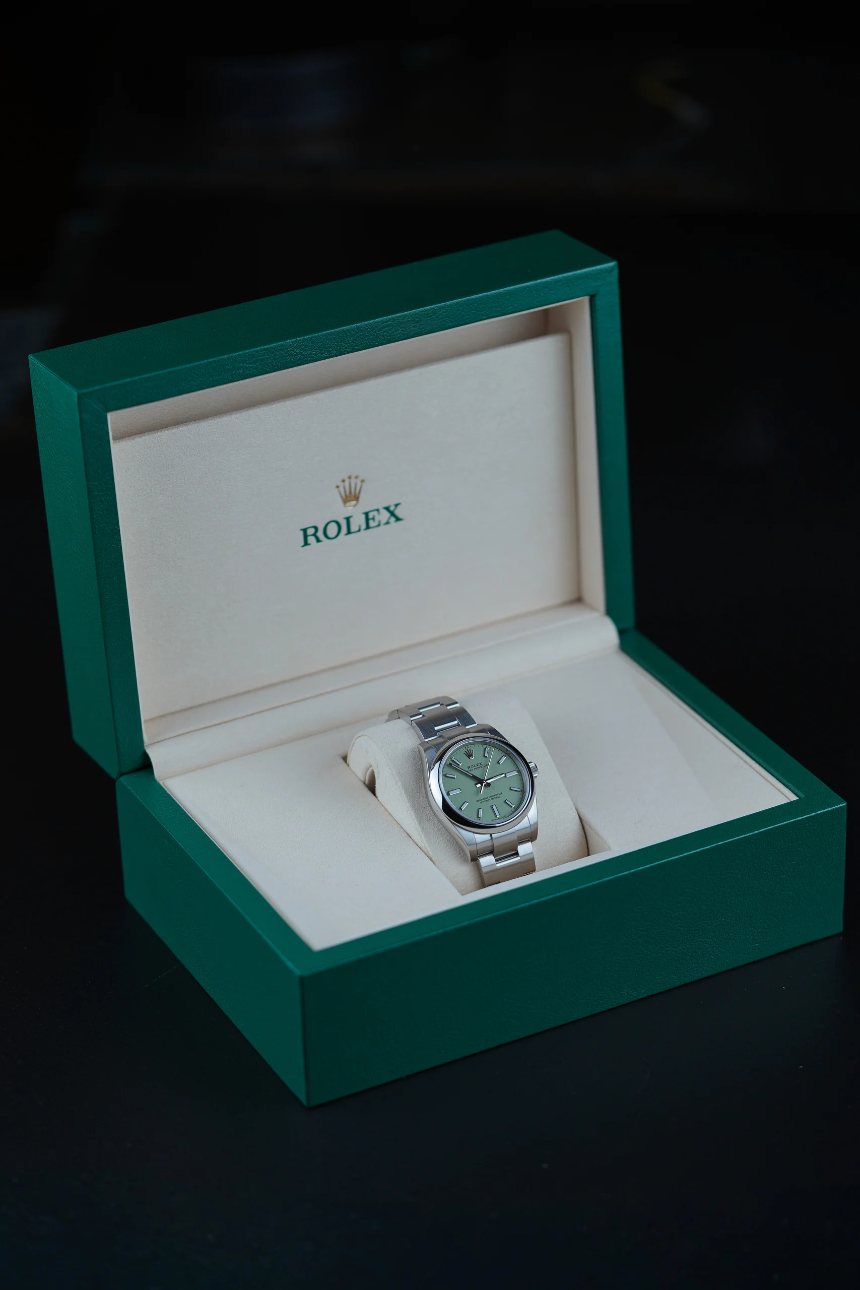 Rolex Oyster Perpetual Pistachio 277200 in a presentation box