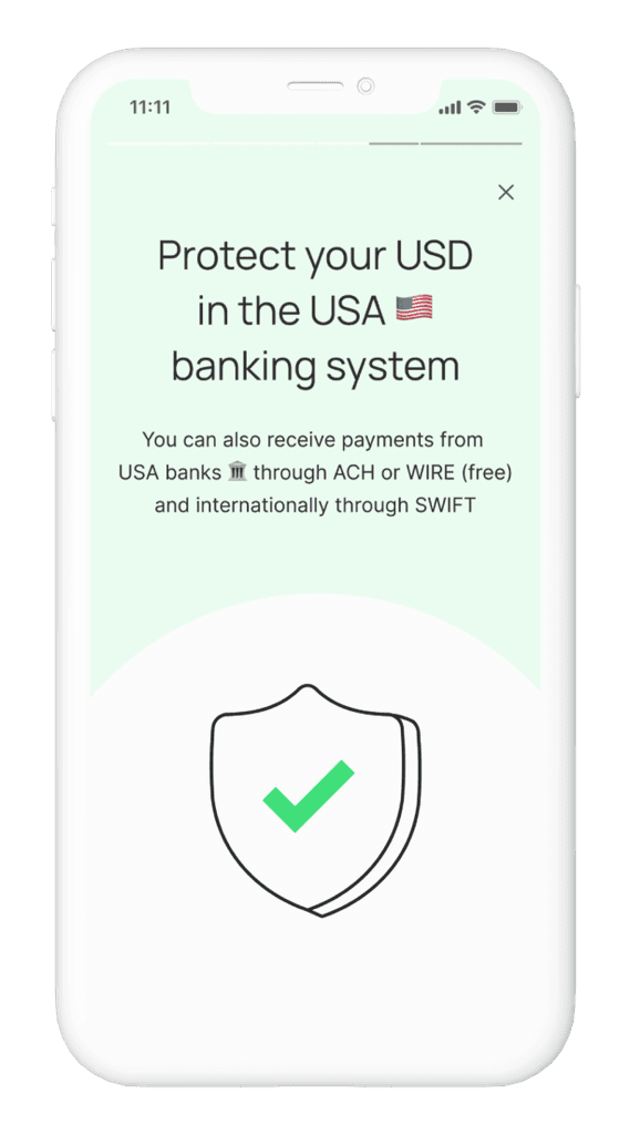 Mockup showing a screen of the activation onboarding process, highlighting information about the protection of users' money.