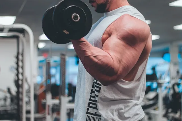 Testosterone - man lifting in the gym