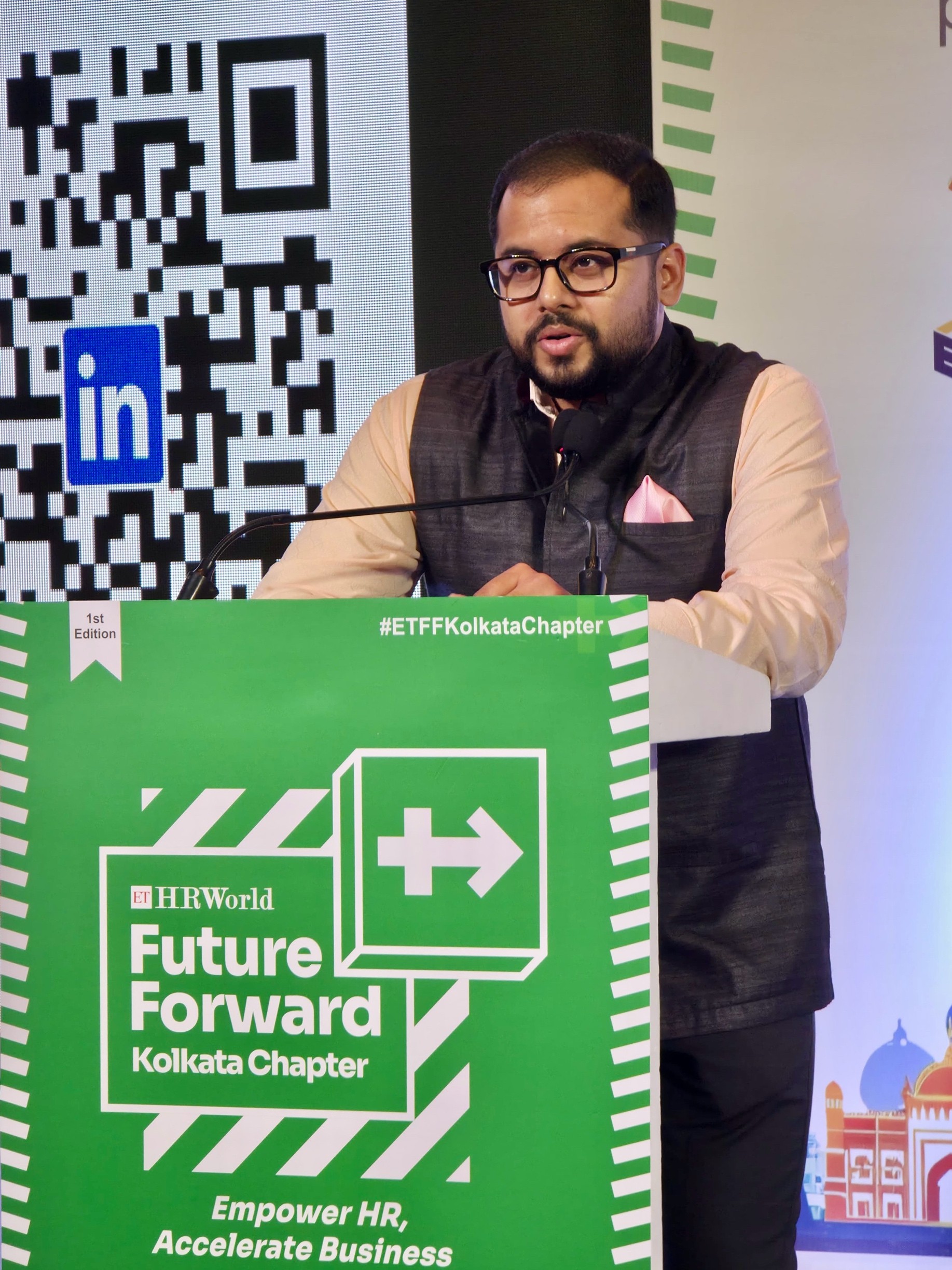 Oushnik Chandra delivering the Closing Address at The Economic Times Future Forward Kolkata Chapter